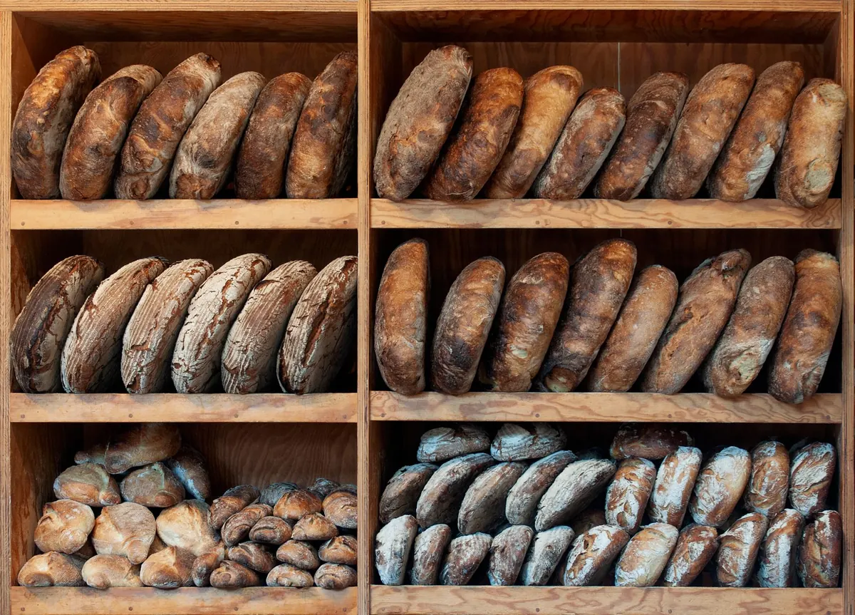 How to Judge a Bakery: 8 Signs of Freshly Baked British Goods